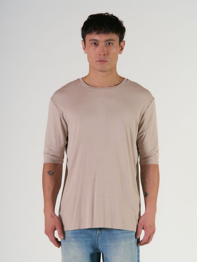 Футболка из вискозы