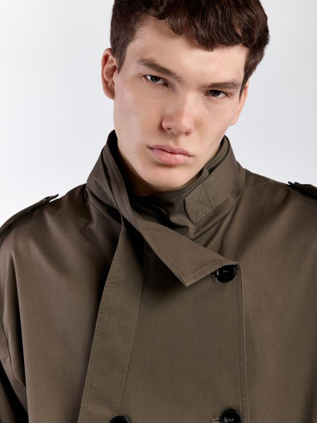 Асимметричный тренч с заниженным поясом