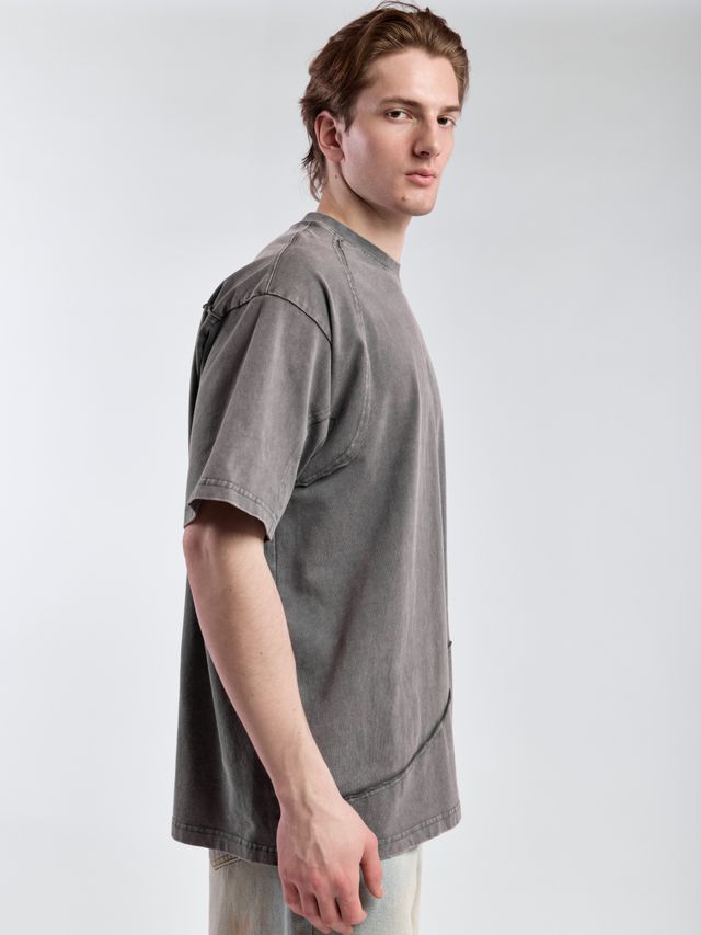 Футболка с акцентными швами из вареного хлопка