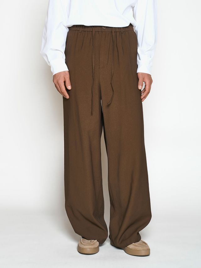 Брюки из легкой костюмной ткани