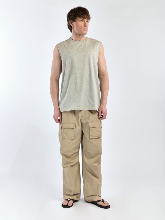 Майка с контрастными швами