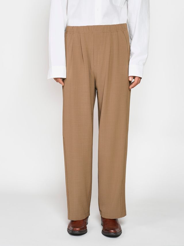 Брюки из тонкой костюмной ткани