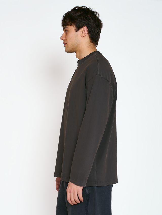 Лонгслив Dusto