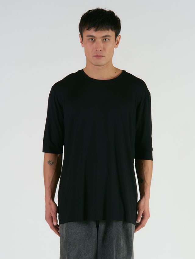 Футболка из вискозы