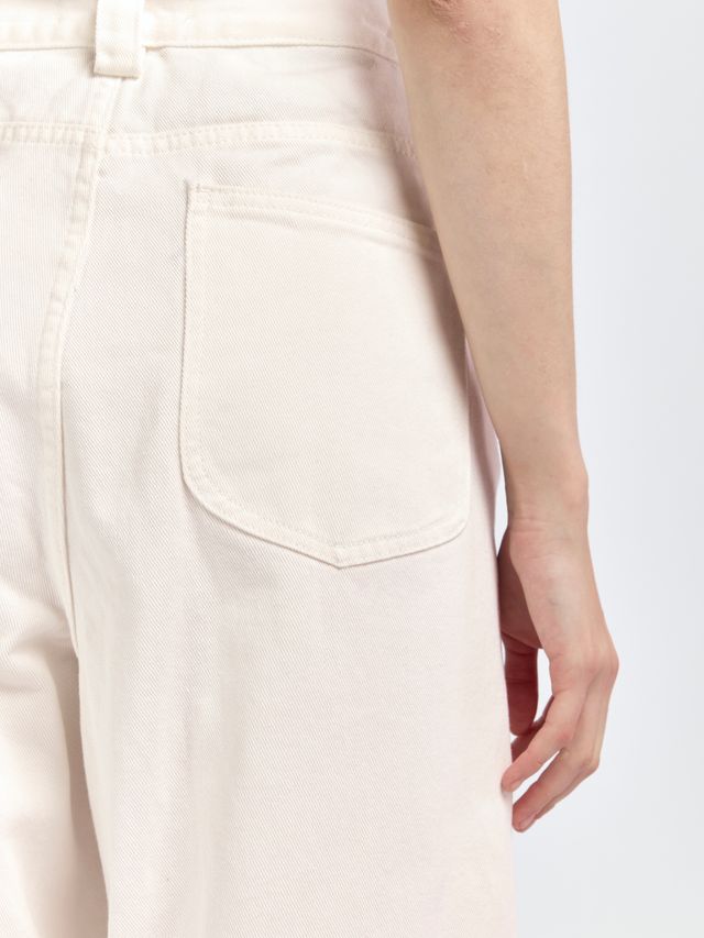 Джинсы прямого силуэта с высокой талией