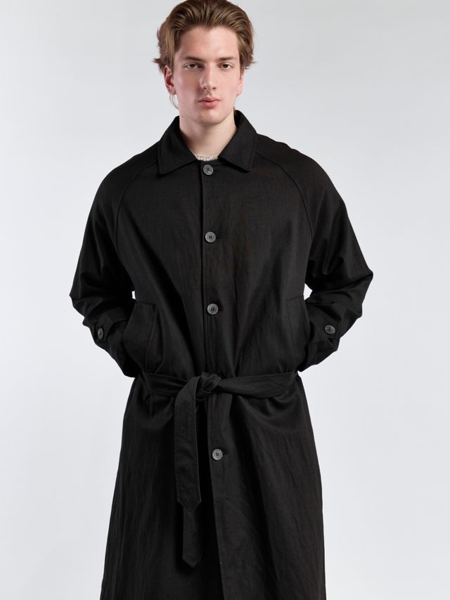 Мужской плащ