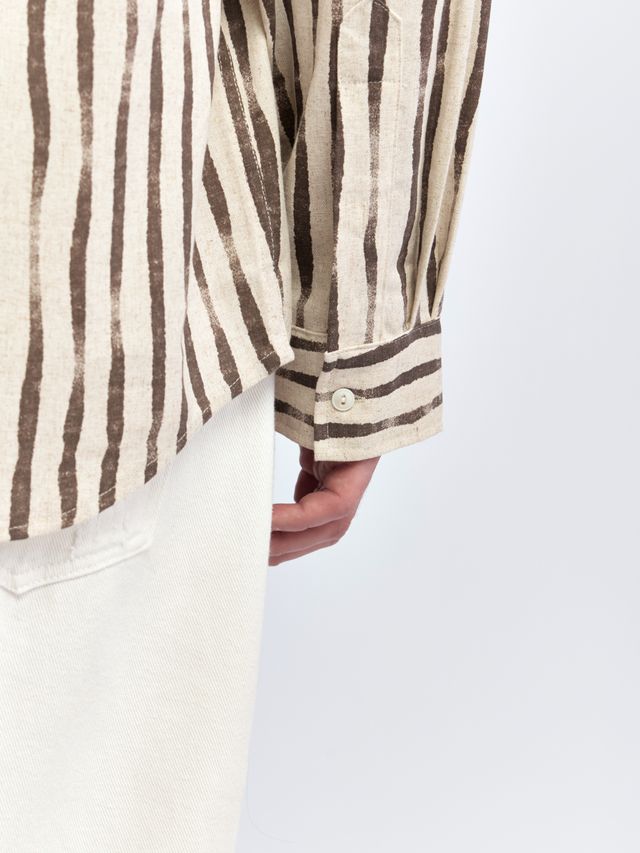 Рубашка с V-образным вырезом