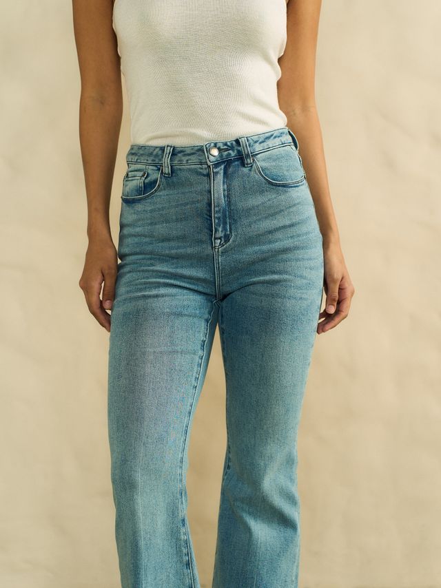 Джинсы Bootcut
