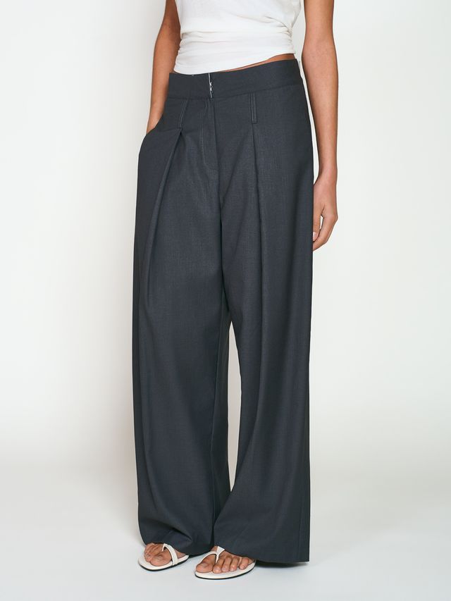 Комплект брюки, баска и топ