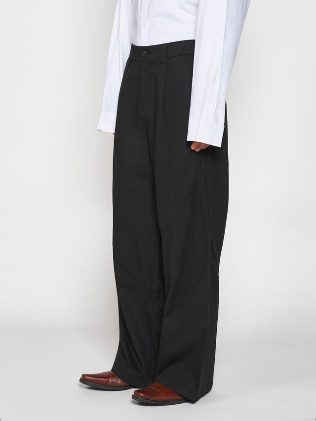 Брюки с акцентными швами