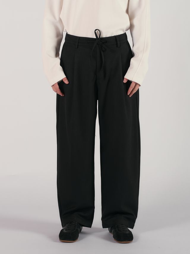 Брюки Sleek Fit