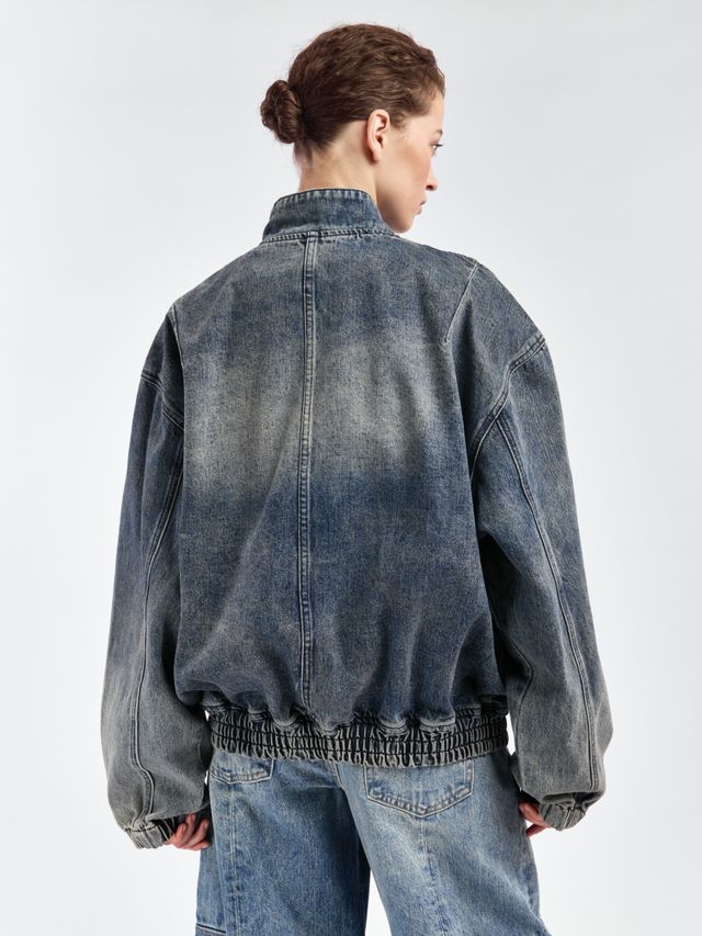 Джинсовый бомбер