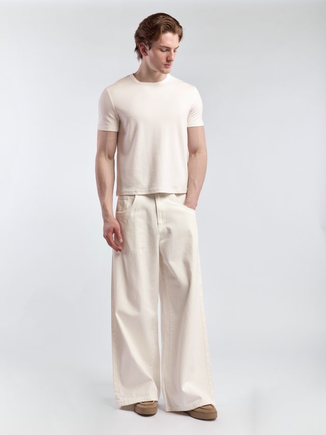 Джинсы прямого силуэта с высокой талией