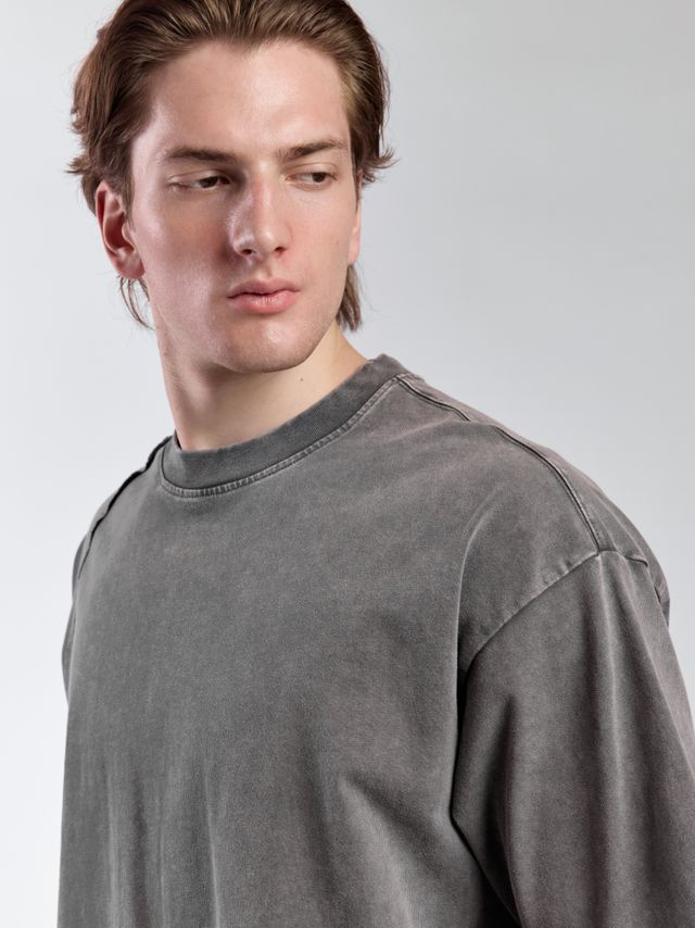 Футболка с акцентными швами из вареного хлопка