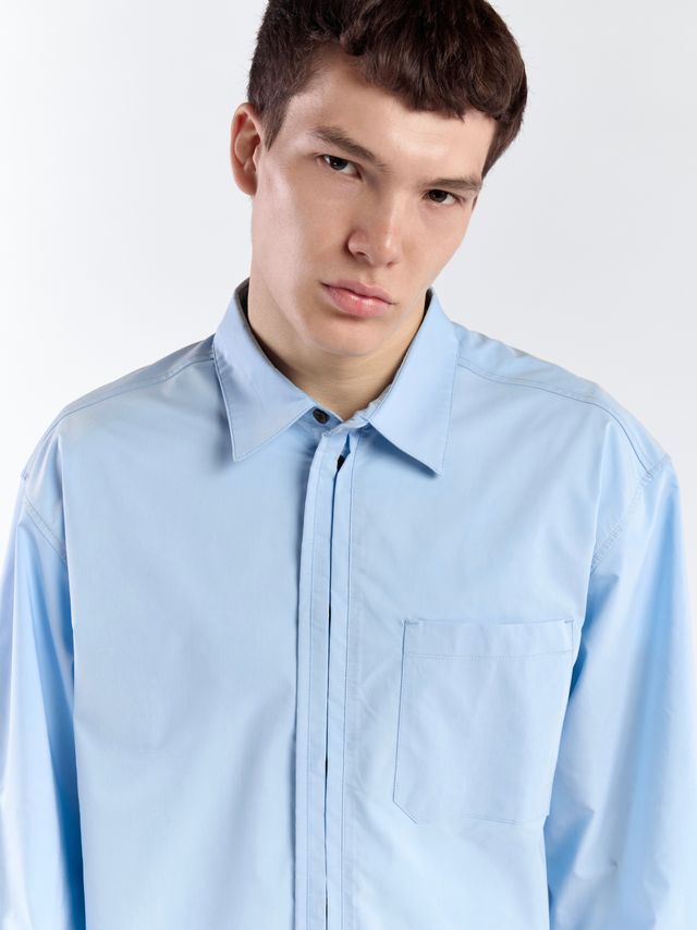 Рубашка со скрытыми пуговицами