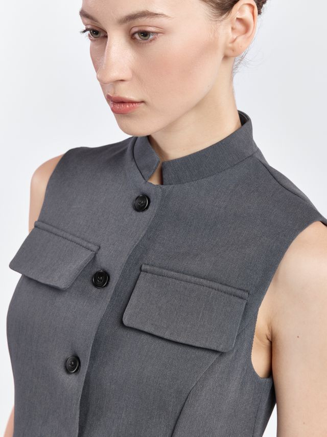 Женский жилет