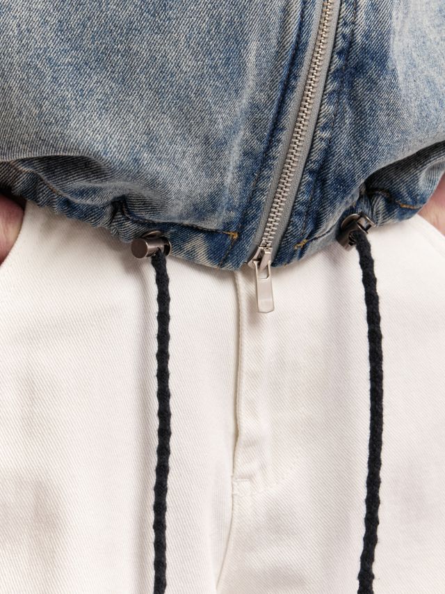 Джинсовая куртка О-силуэта с контрастным воротником