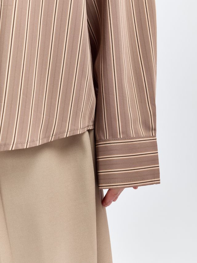 Мужская рубашка