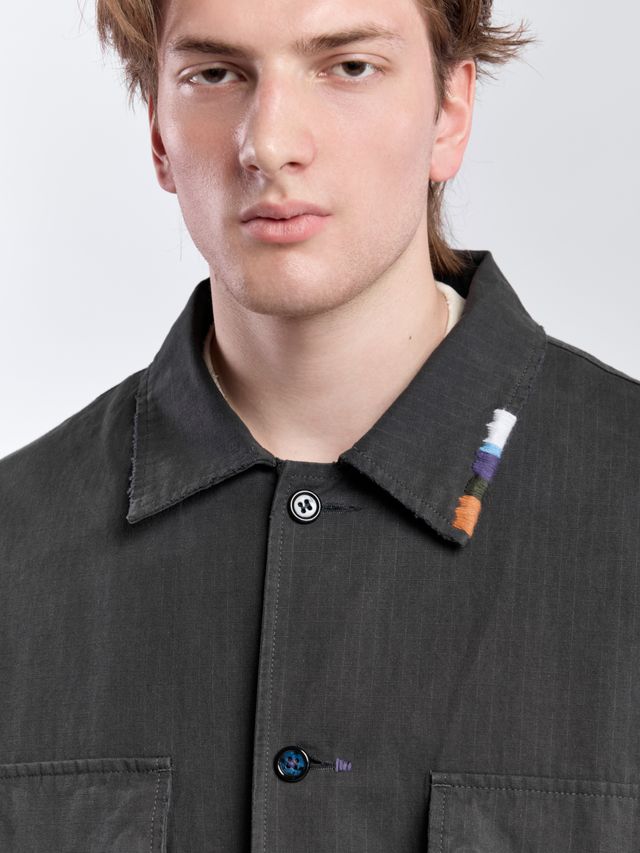 Куртка-рубашка с акцентной вышивкой