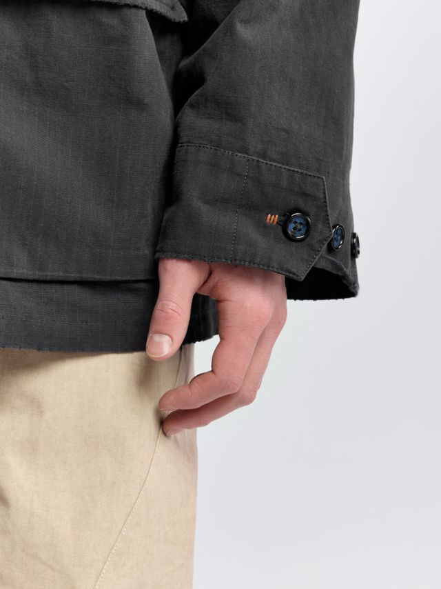 Куртка-рубашка с акцентной вышивкой