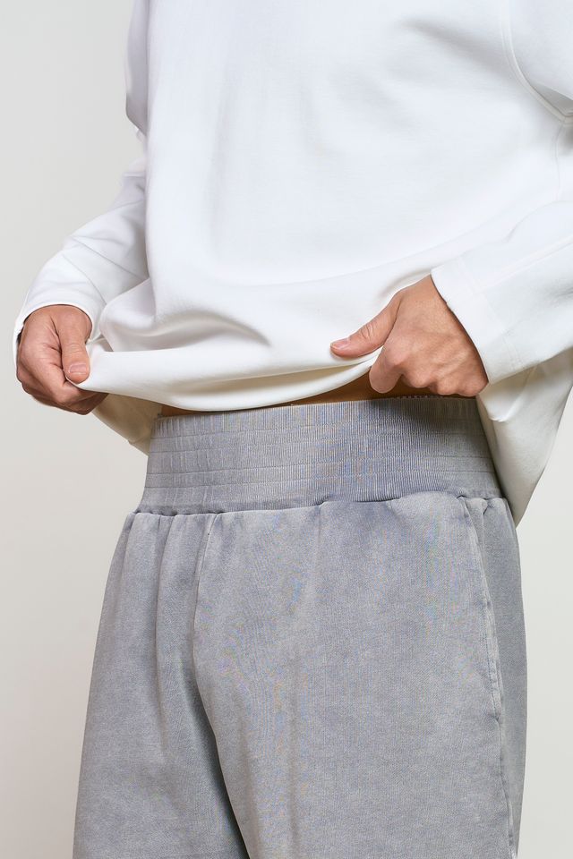 Трикотажные брюки на толстой резинке