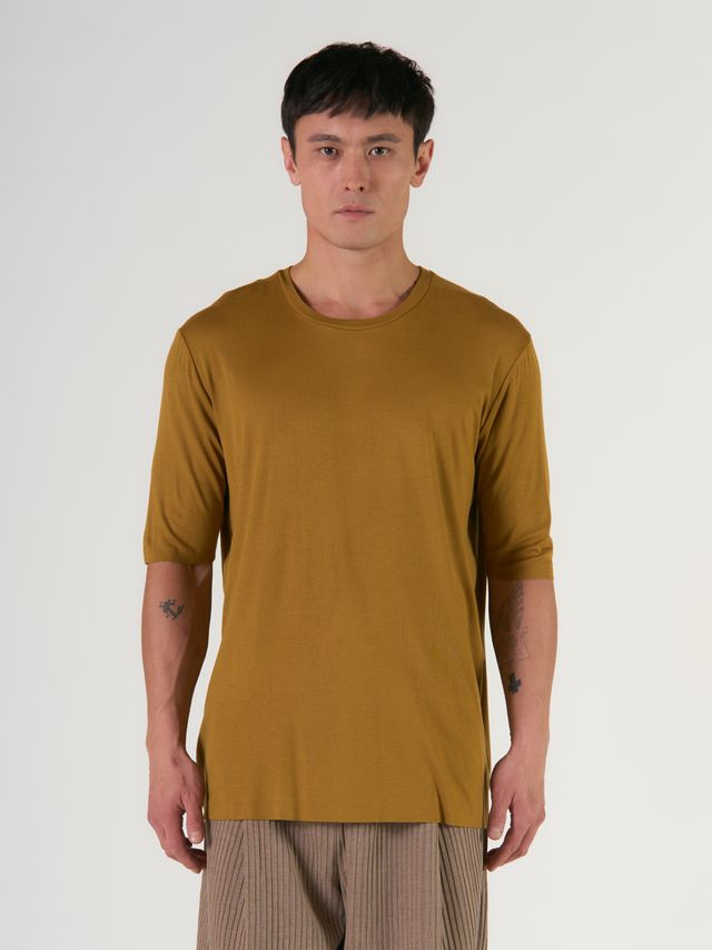 Футболка из вискозы