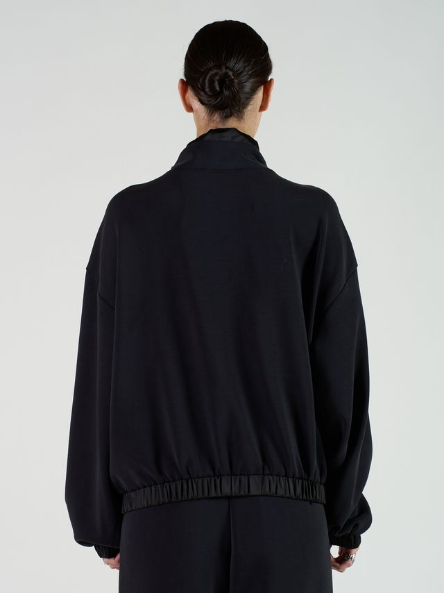 Ветровка Velora