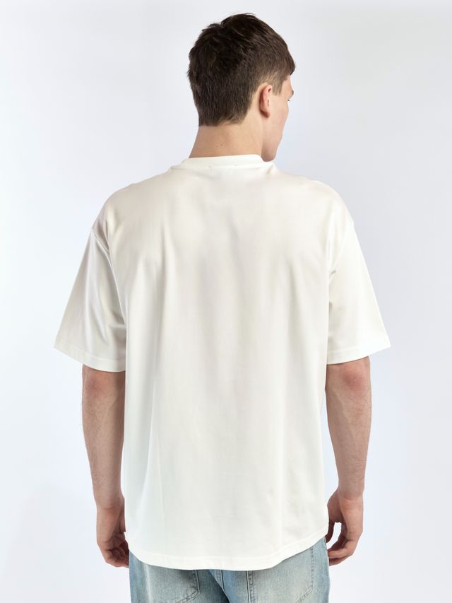 Футболка из смесовой ткани