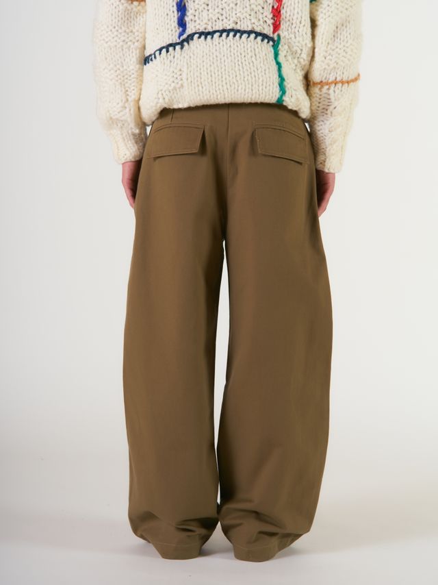 Брюки с акцентной строчкой