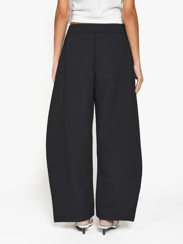 Спортивные брюки О-силуэта