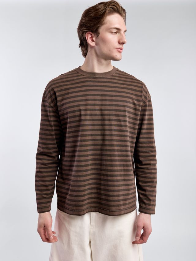 Лонгслив в полоску свободного кроя
