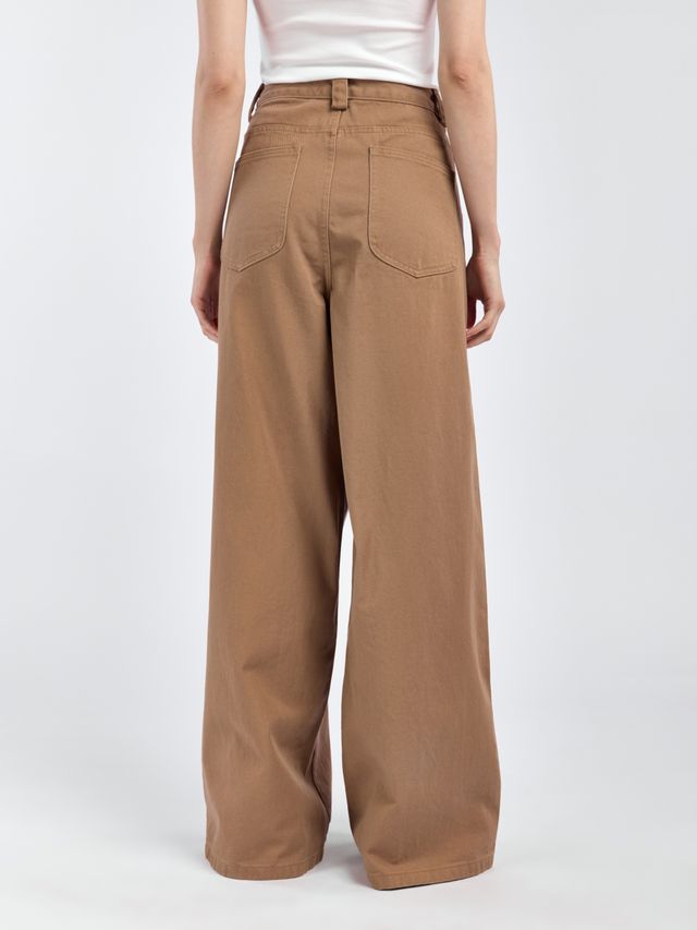 Джинсы прямого силуэта с высокой талией