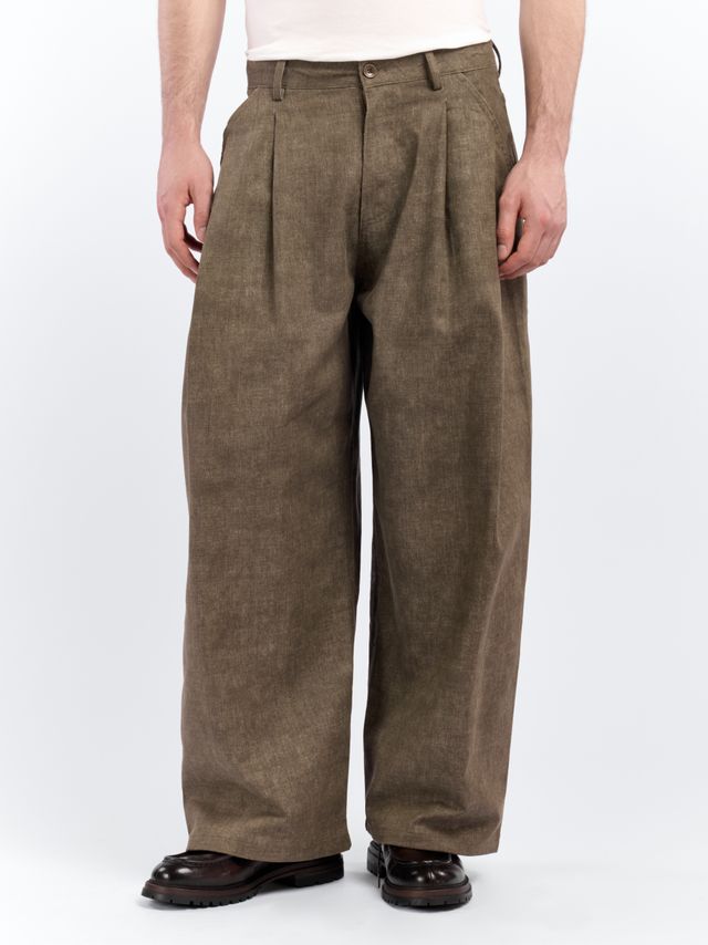 Джинсы О-силуэта с защипами