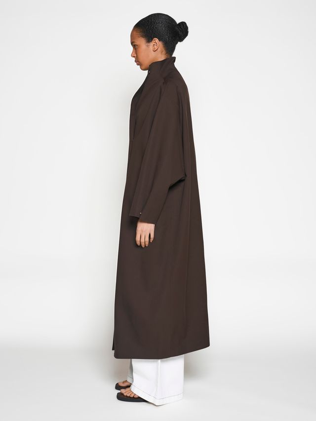 Плащ О-силуэта с высоким воротом