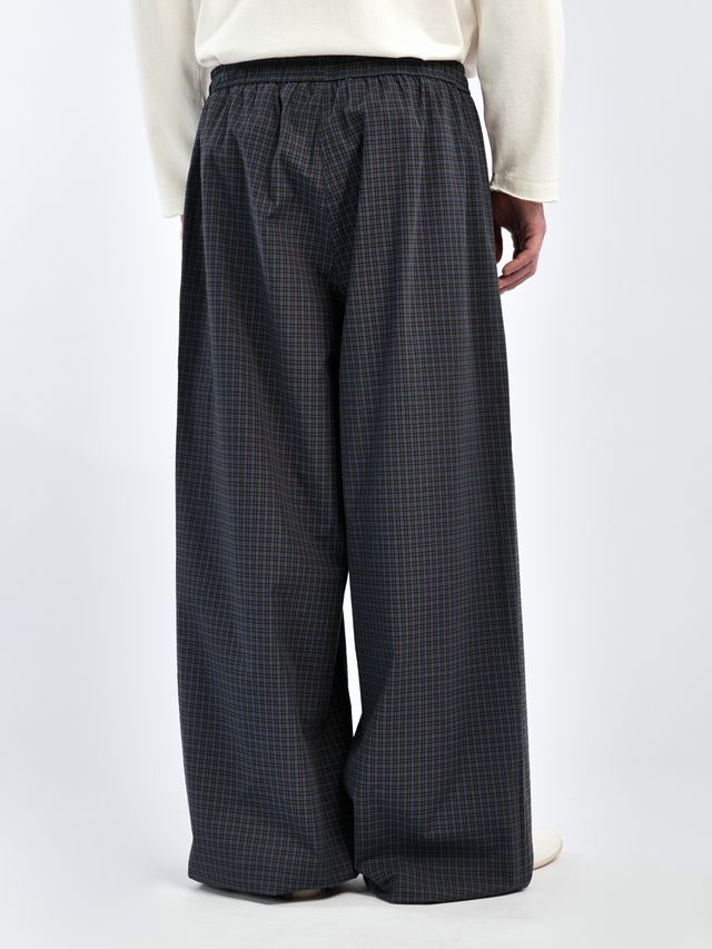 Брюки в пижамном стиле