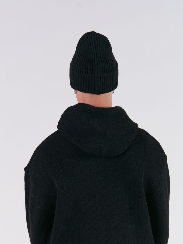 Шапка классическая