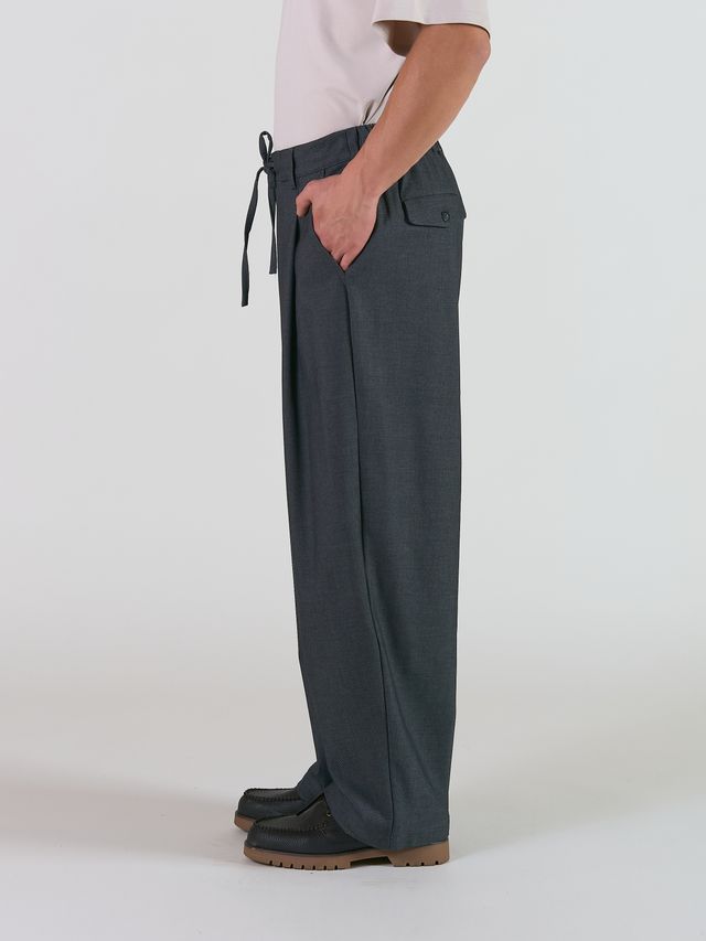 Брюки Sleek Fit