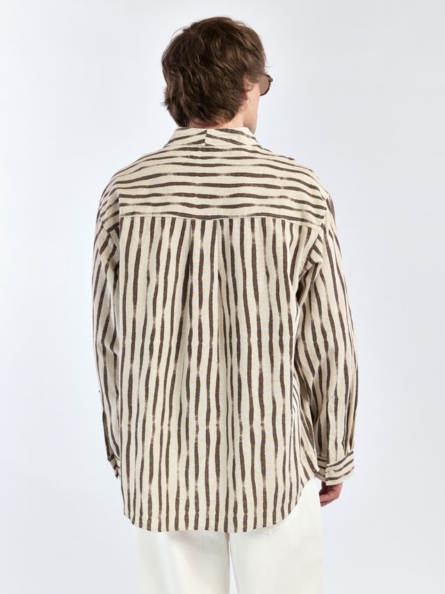 Рубашка с V-образным вырезом