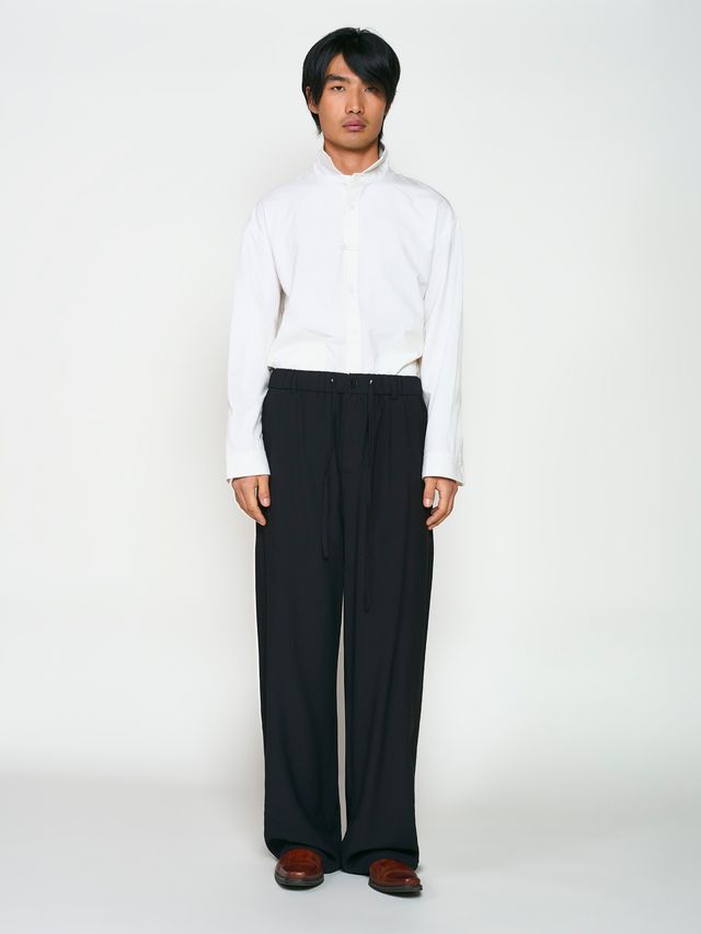 Брюки из легкой костюмной ткани