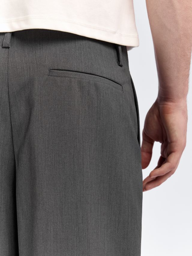 Костюмные брюки прямого кроя