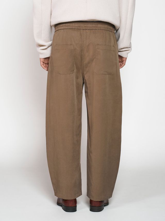 Брюки из легкой ткани