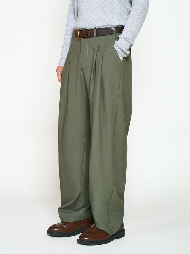 Брюки зауженного кроя