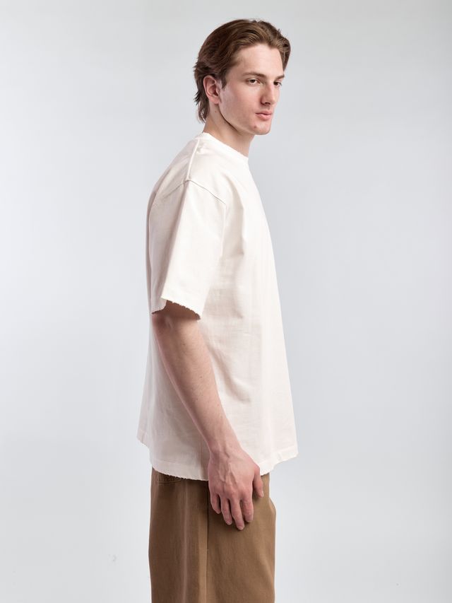 Футболка с необработанным краем из плотного хлопка