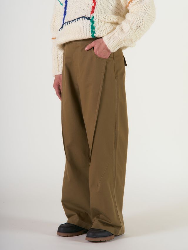 Брюки с акцентной строчкой