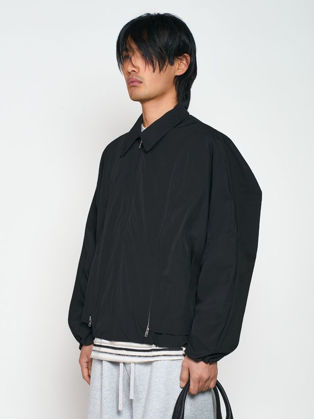 Куртка с отстегивающимся рукавами