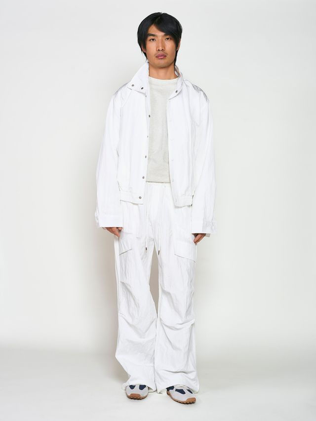 Ветровка из жатой ткани с воротником-стойкой