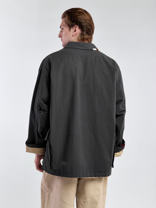 Куртка-рубашка с акцентной вышивкой