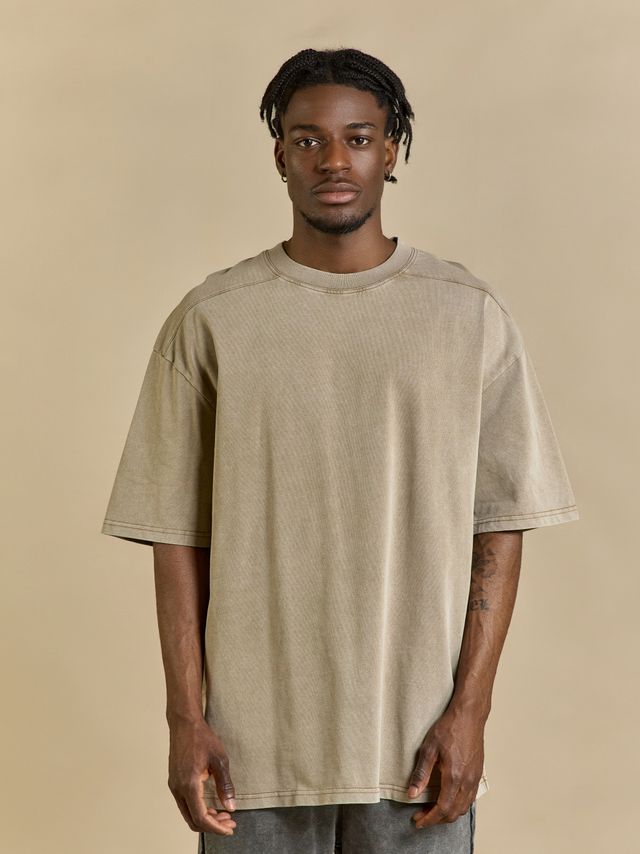 Футболка Shoulder