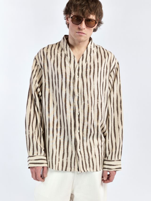 Рубашка с V-образным вырезом